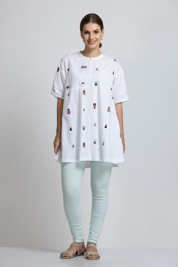 SOLID COLOR FRONT BACK & SLEEVES EMBROIDERED BACK BUTTON SHIRT.