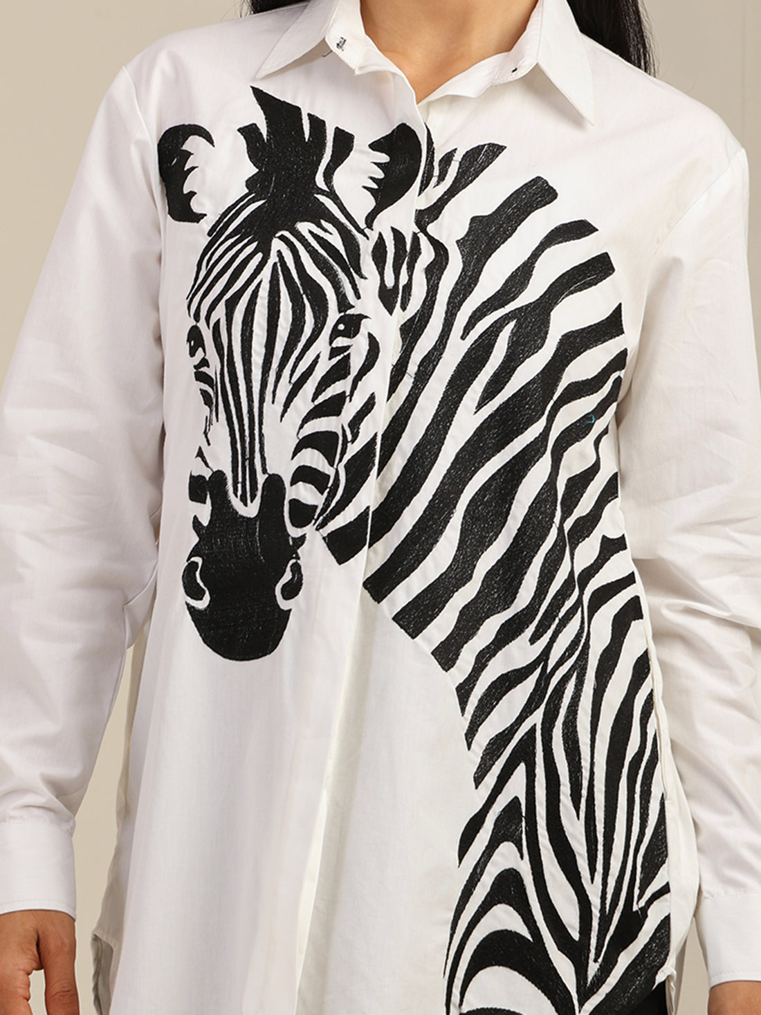 Solid Color Zebra Embroidered Cotton Shirt