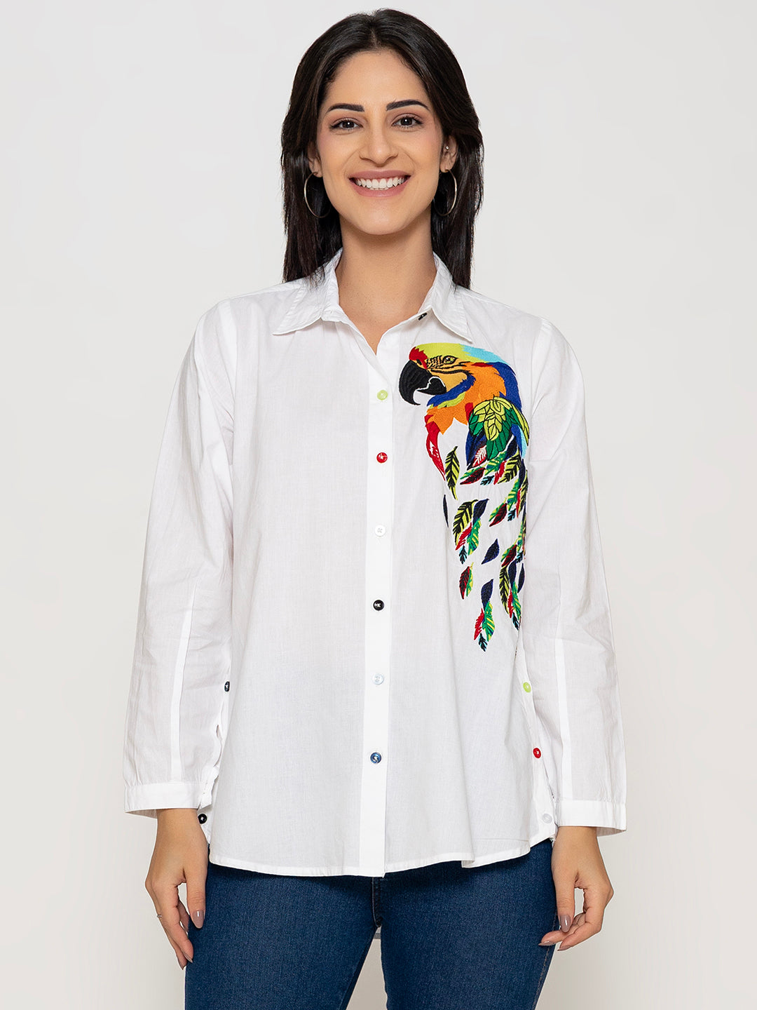 WHITE FRONT EMBROIDERED MACAW SHIRT
